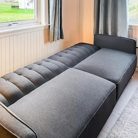 4 Bedroom Amazing In Дом отдыха Fredvang