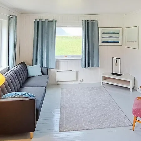 Awesome In With House Sea View Semesterbostad Fredvang